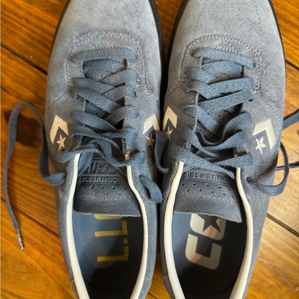 L.Lopez Converse - Picture 3 of 7